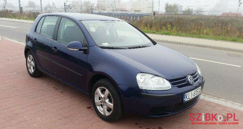 2005' Volkswagen Golf photo #1