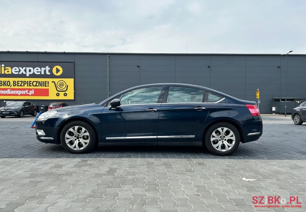 2010' Citroen C5 photo #5