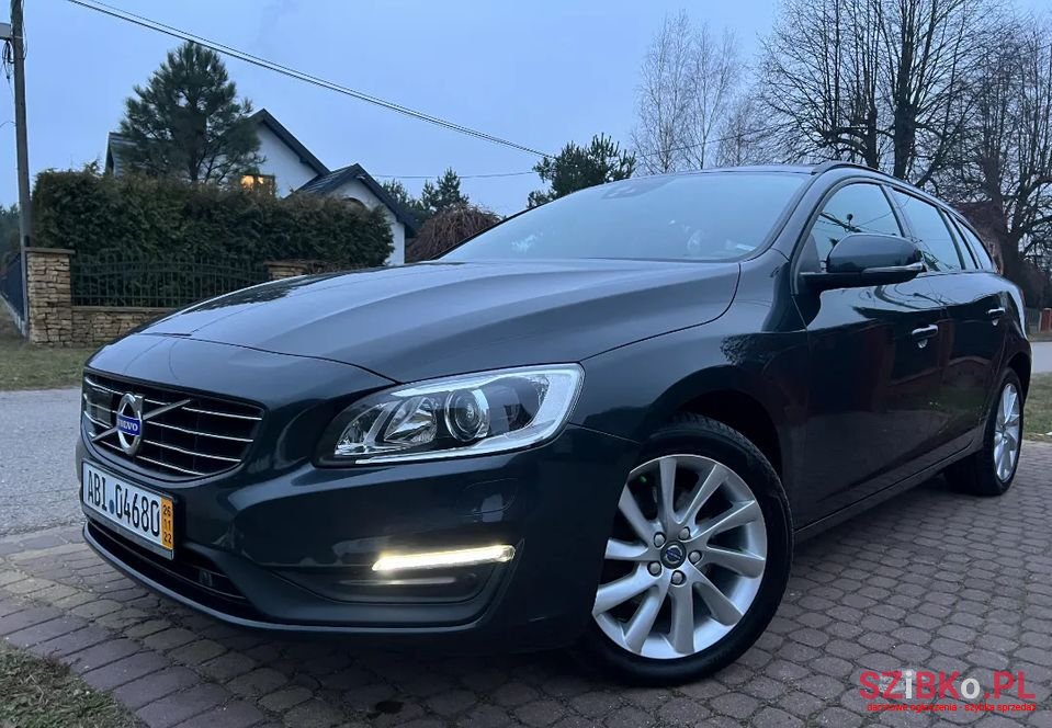 2015' Volvo V60 photo #1