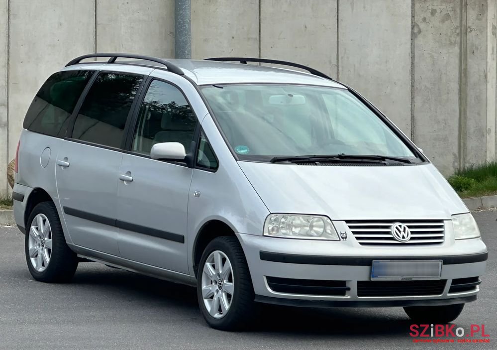 2003' Volkswagen Sharan photo #3