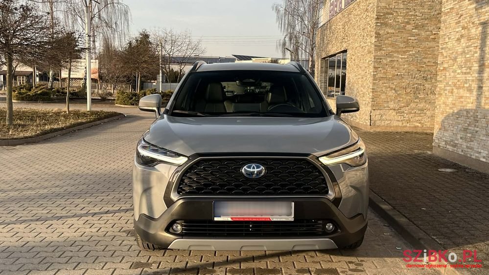2023' Toyota Corolla Cross photo #2