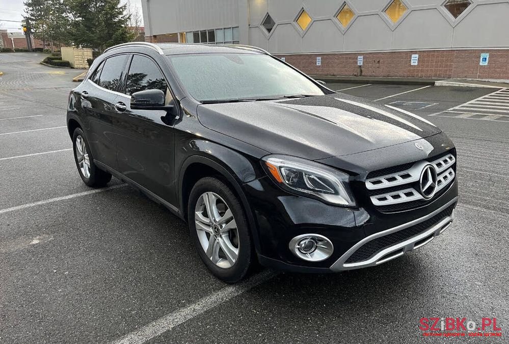 2018' Mercedes-Benz GLA photo #1