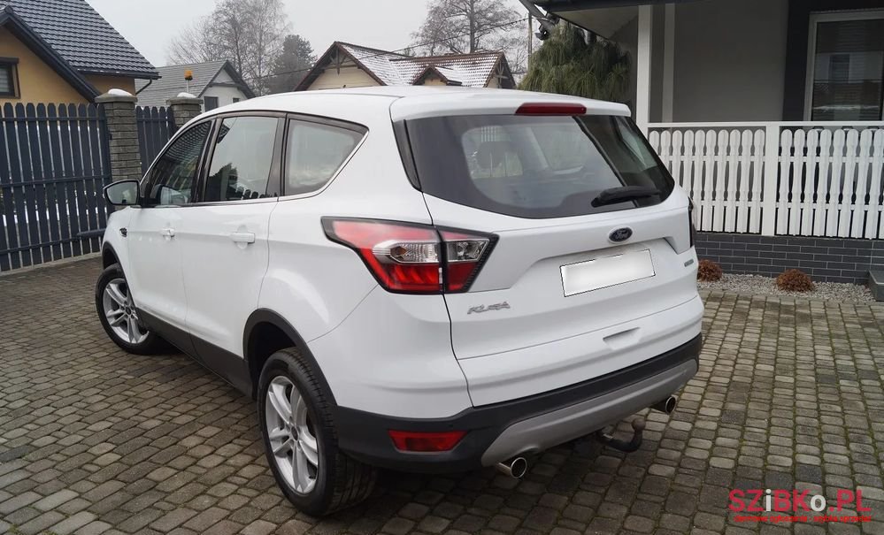 2017' Ford Kuga photo #2