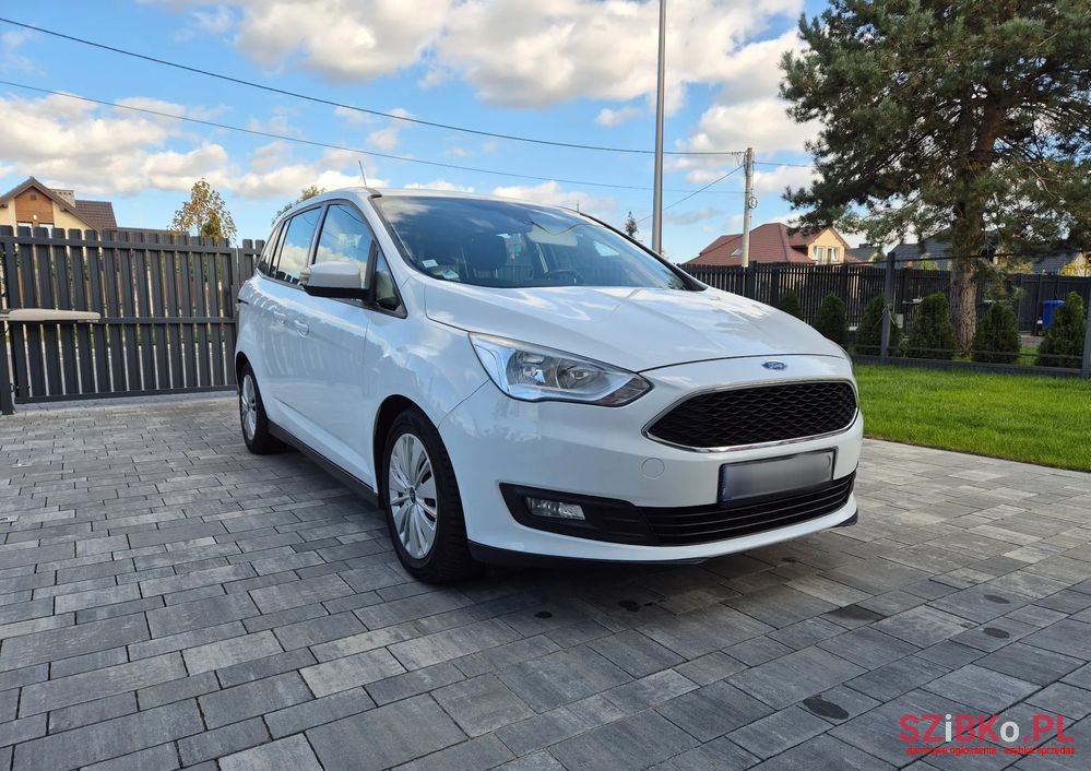 2017' Ford Grand C-MAX photo #4