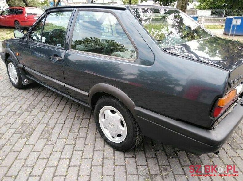 1991' Volkswagen Polo photo #1