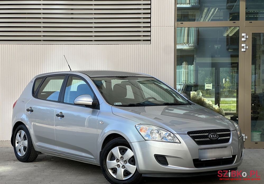 2009' Kia Ceed 1.4 Comfort photo #1