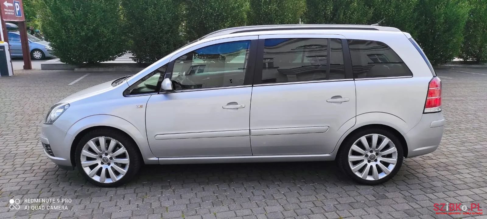 2005' Opel Zafira photo #3