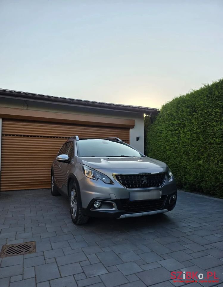 2016' Peugeot 2008 Puretech photo #2