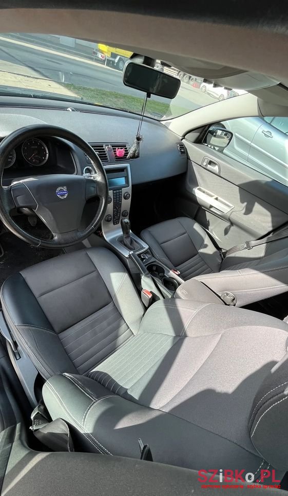 2004' Volvo V50 2.4 photo #5