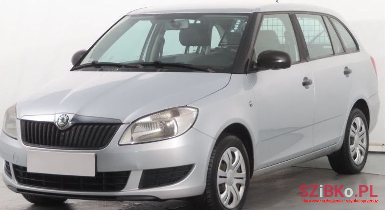2010' Skoda Fabia photo #1