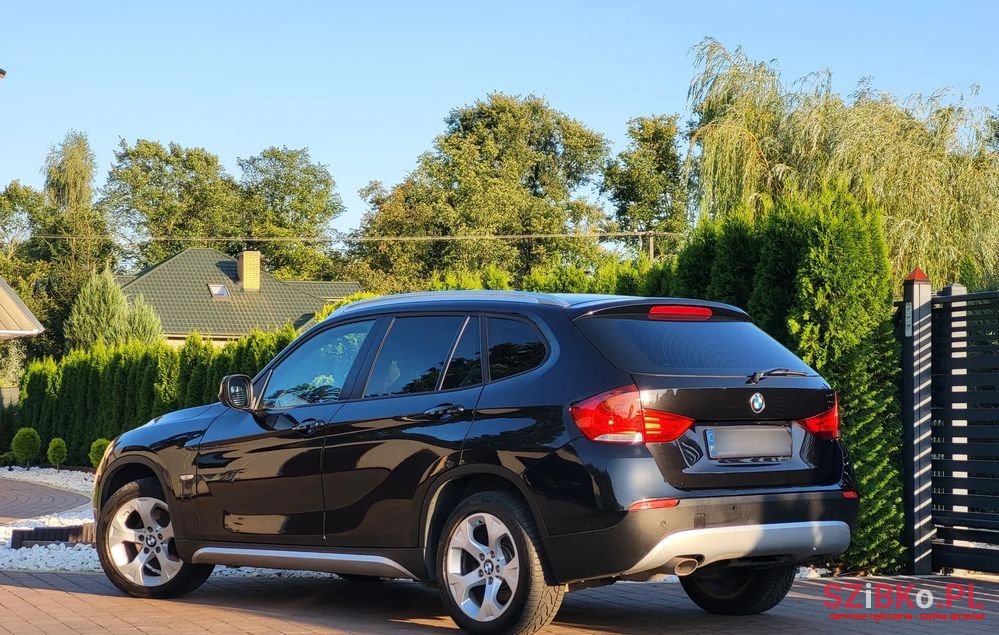 2011' BMW X1 photo #2