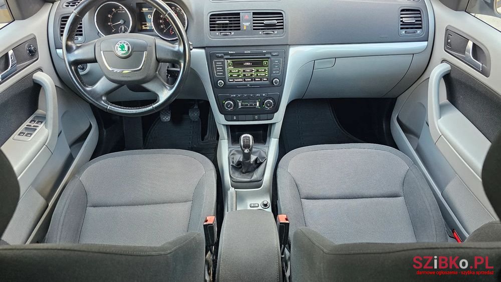 2011' Skoda Yeti 1.2 Tsi photo #2