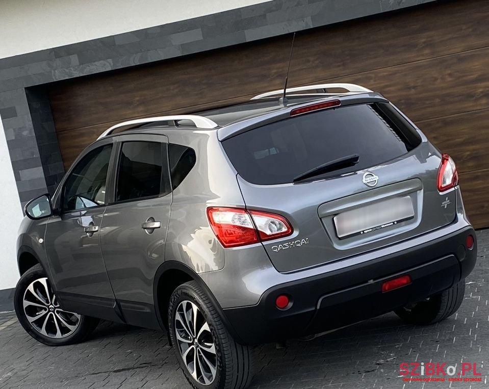2012' Nissan Qashqai 2.0 4X4 360 photo #5