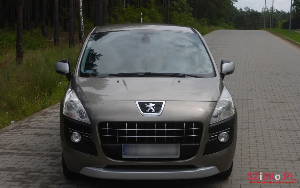 2011' Peugeot 3008 photo #2
