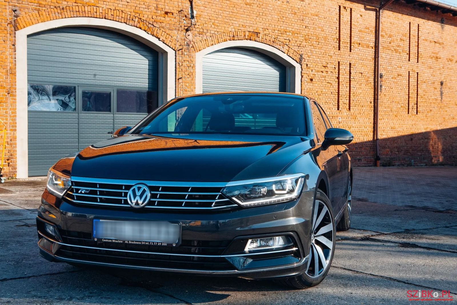 2017' Volkswagen Passat photo #3