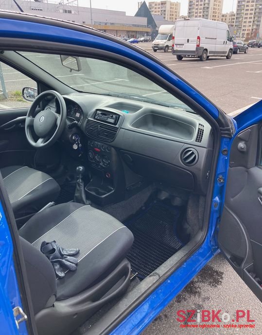 2005' Fiat Punto photo #2