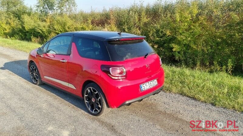 2013' Citroen DS3 photo #2