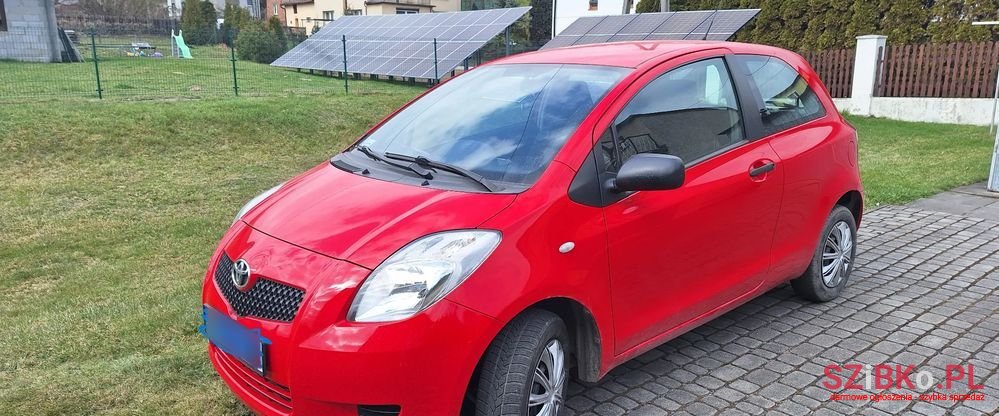 2007' Toyota Yaris 1.0 Luna photo #1