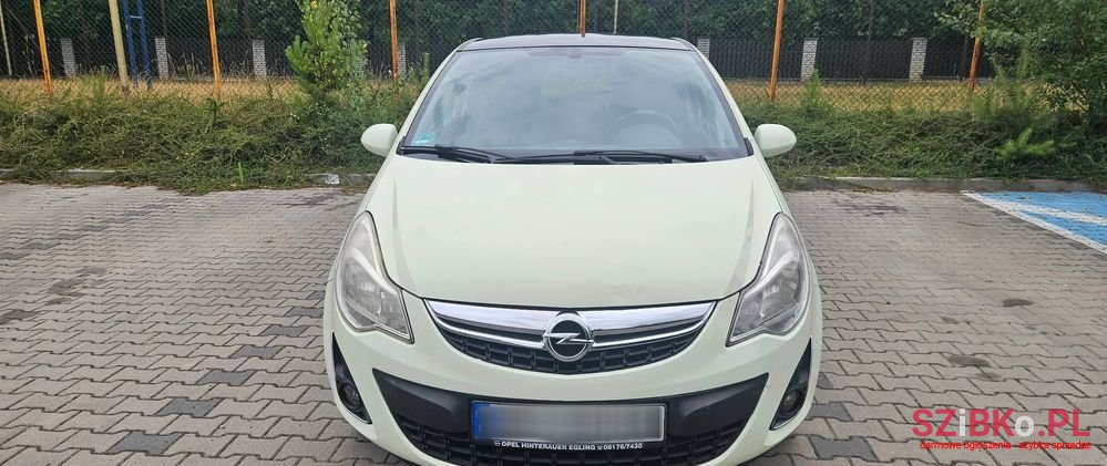2011' Opel Corsa 1.4 16V Satellite photo #2