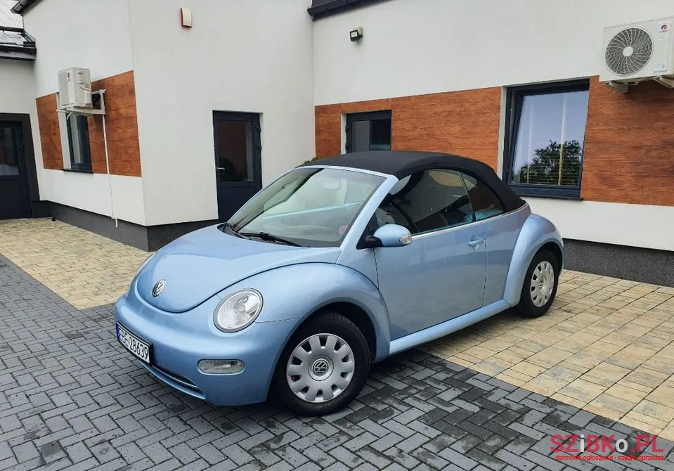 2003' Volkswagen New Beetle photo #2