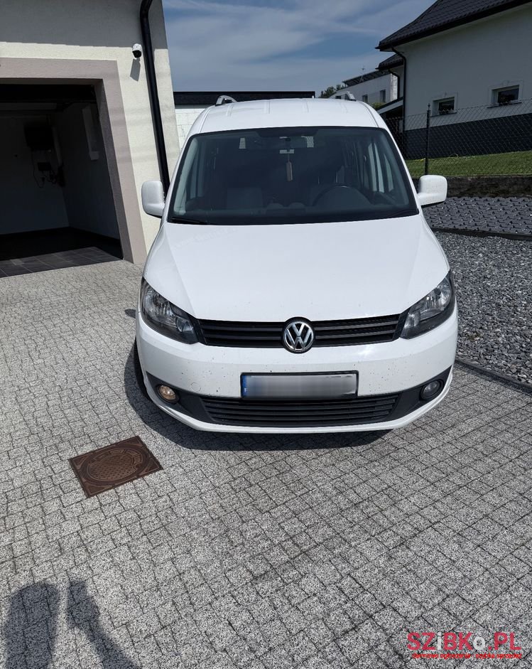 2011' Volkswagen Caddy photo #1