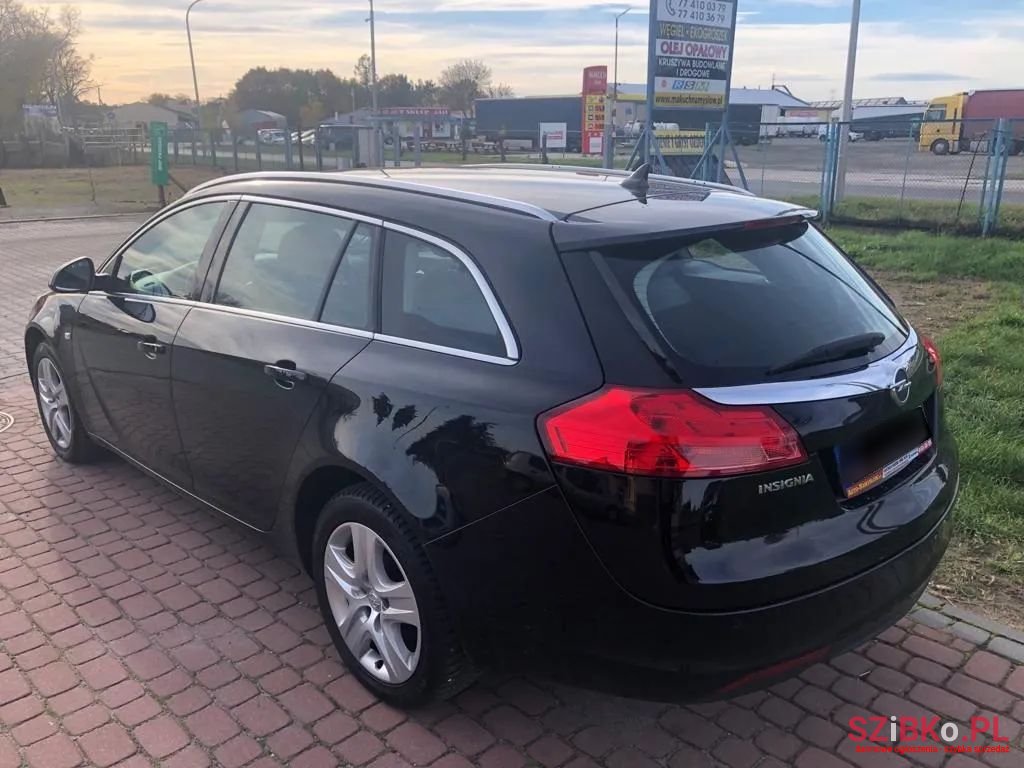 2009' Opel Insignia photo #3