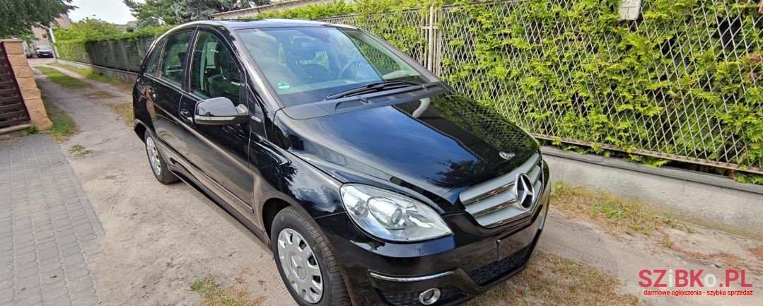 2008' Mercedes-Benz Klasa B photo #3