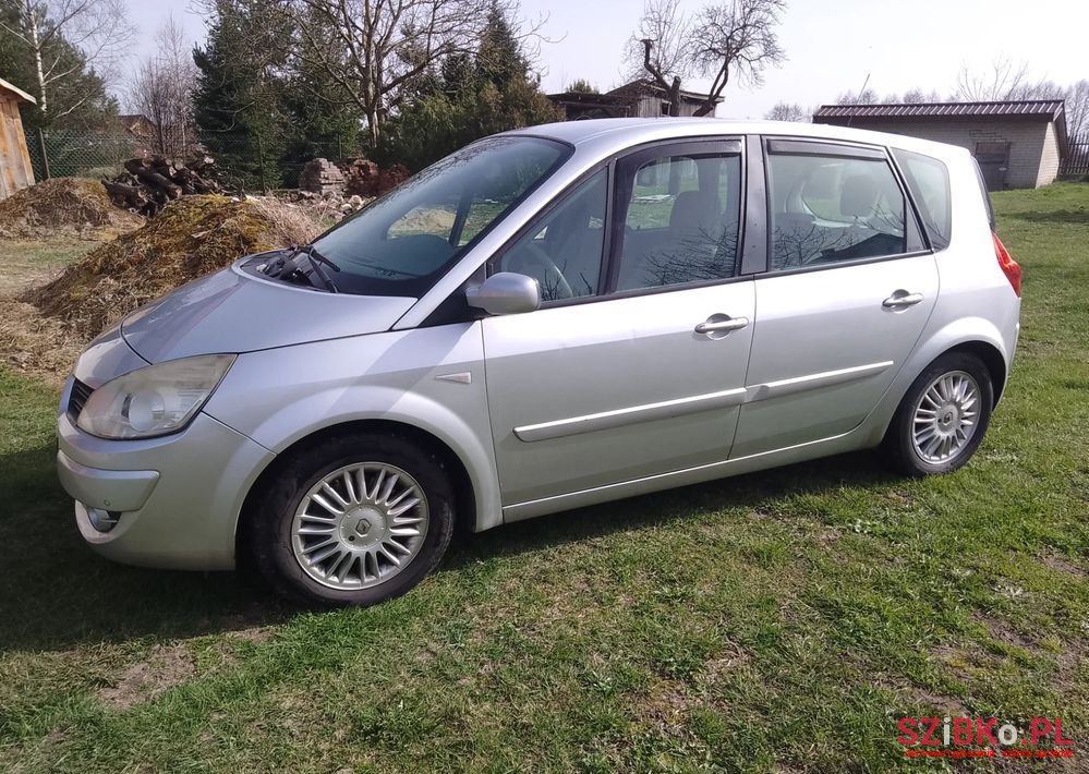 2007' Renault Scenic 1.9 Dci Privilege photo #2