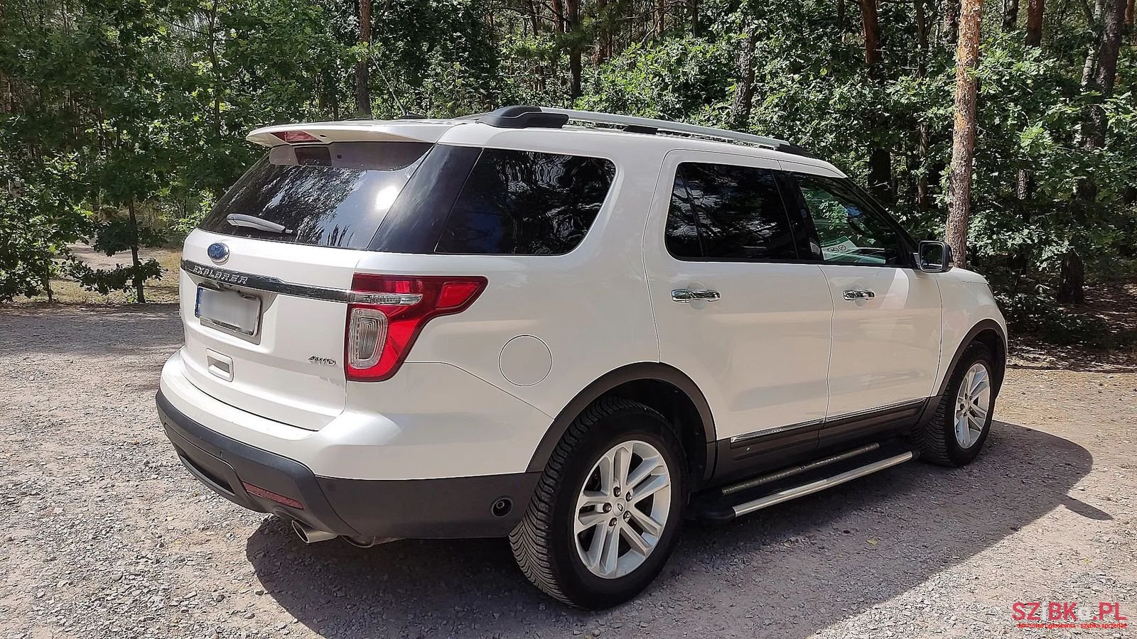 2012' Ford Explorer photo #6