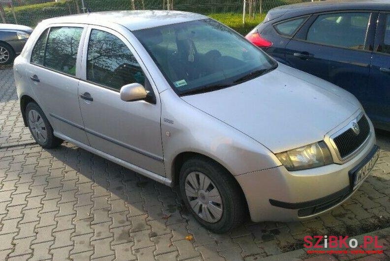 2004' Skoda Fabia photo #1