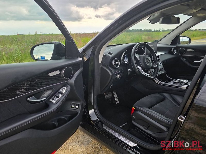 2018' Mercedes-Benz GLC 220 D 4-Matic photo #5