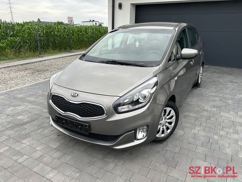 2013' Kia Carens photo #1