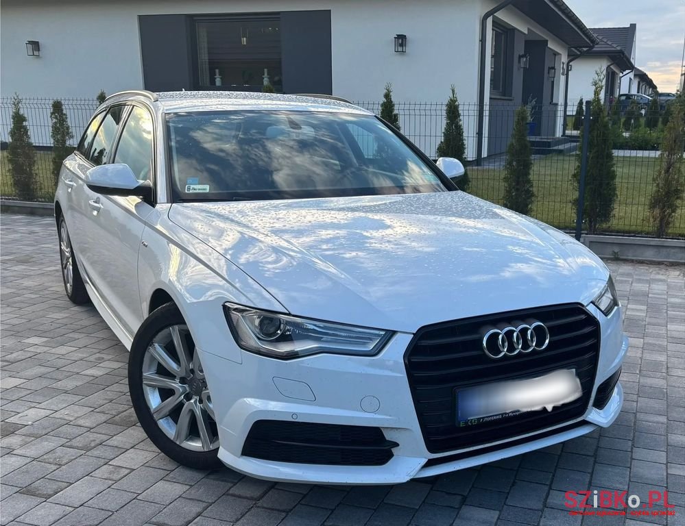 2015' Audi A6 Avant photo #1