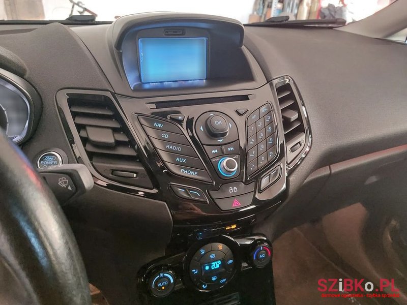 2014' Ford Fiesta 1.25 Titanium photo #3
