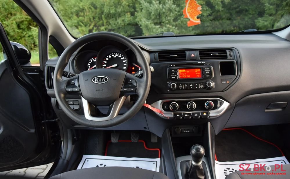 2011' Kia Rio photo #6