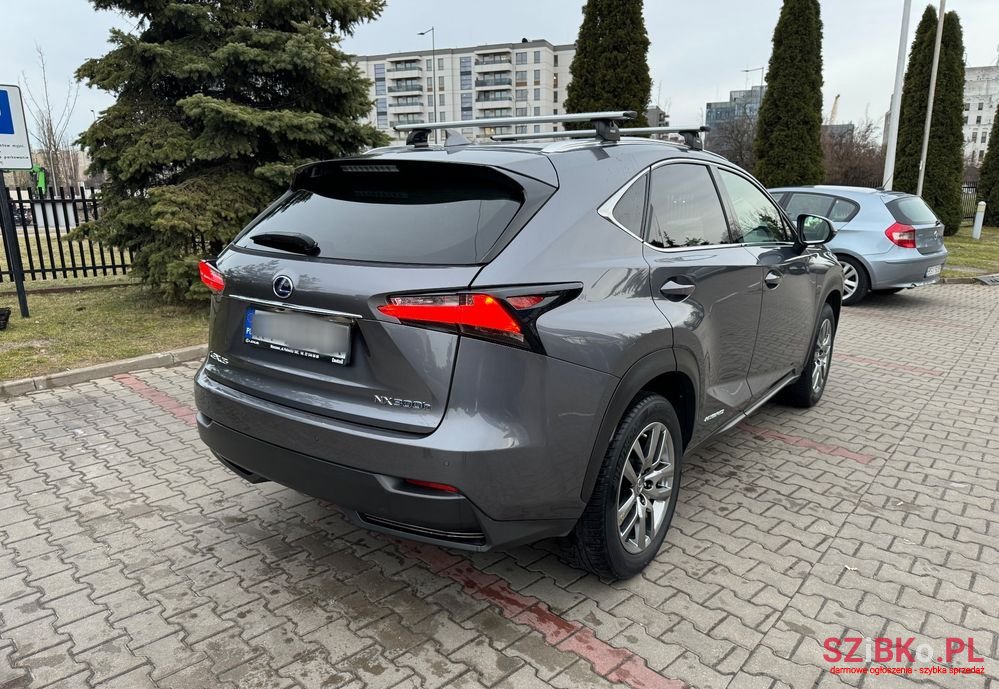 2016' Lexus NX photo #4