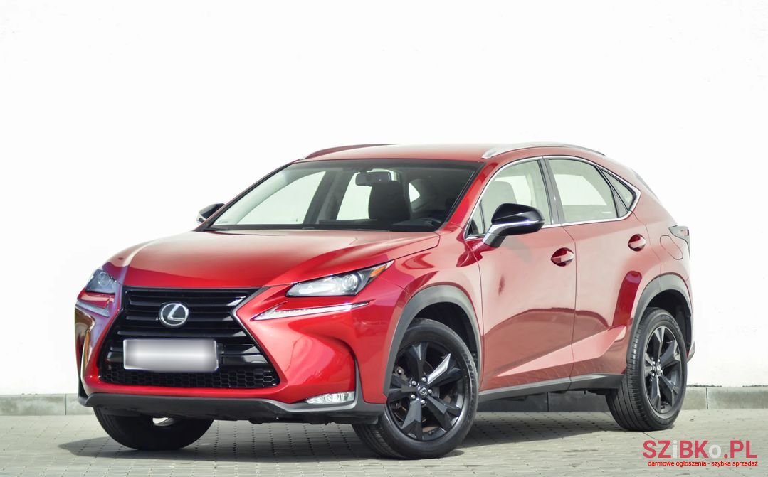 2017' Lexus NX photo #2