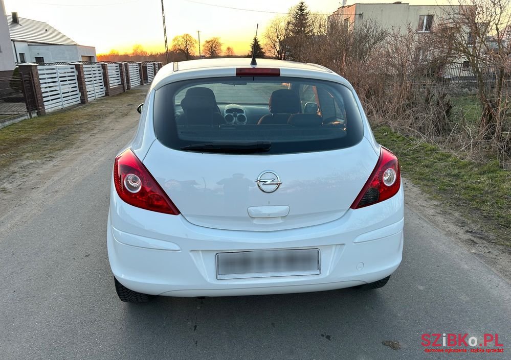 2014' Opel Corsa photo #6