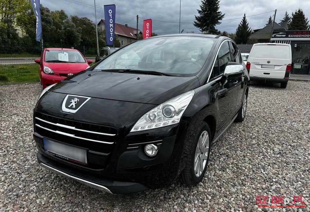 2013' Peugeot 3008 Hybrid4 photo #4