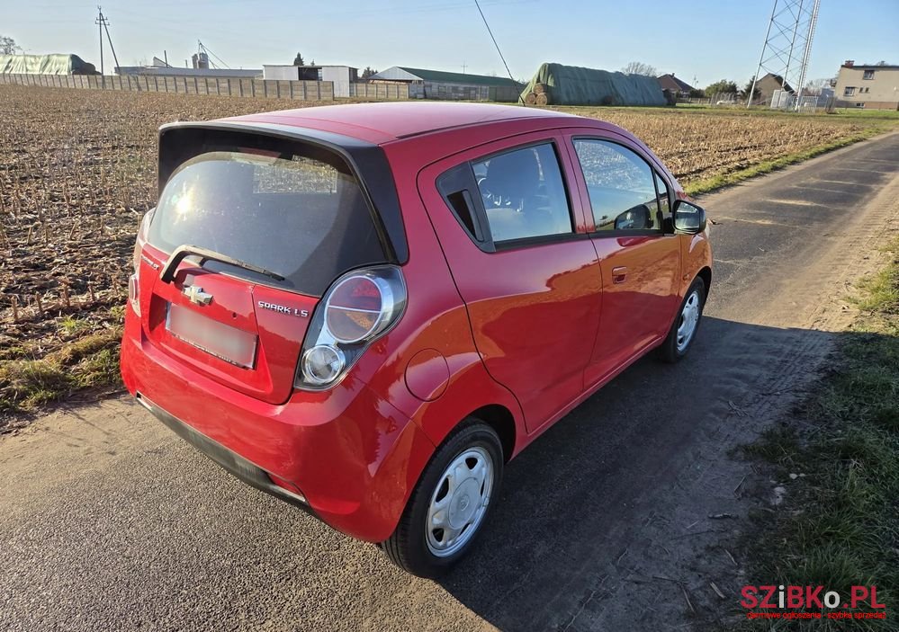 2011' Chevrolet Spark 1.0 Ls photo #3