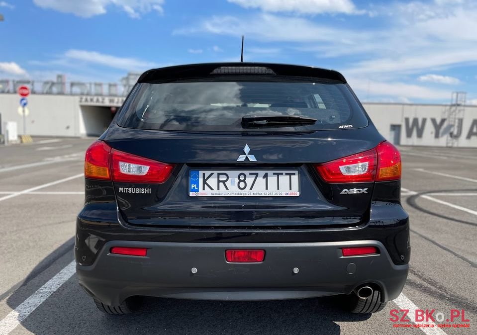 2011' Mitsubishi ASX photo #6