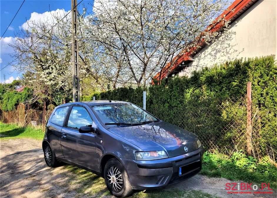 2001' Fiat Punto photo #2