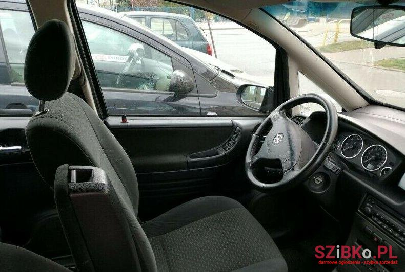 2003' Opel Zafira photo #1