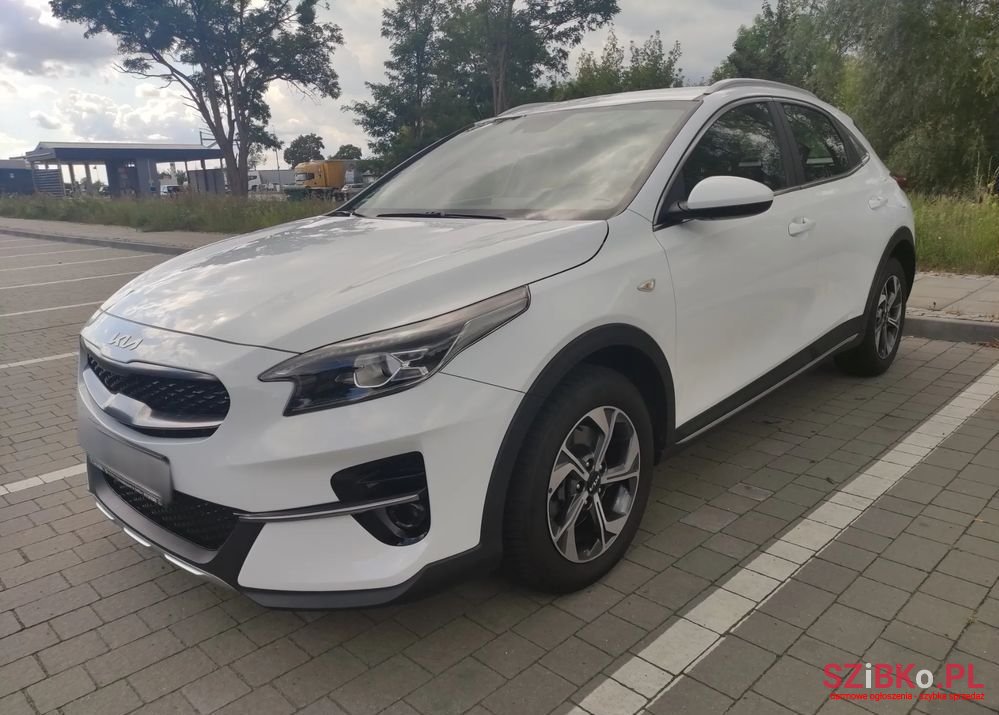 2021' Kia XCeed photo #1