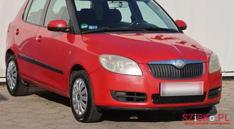 2007' Skoda Fabia photo #1