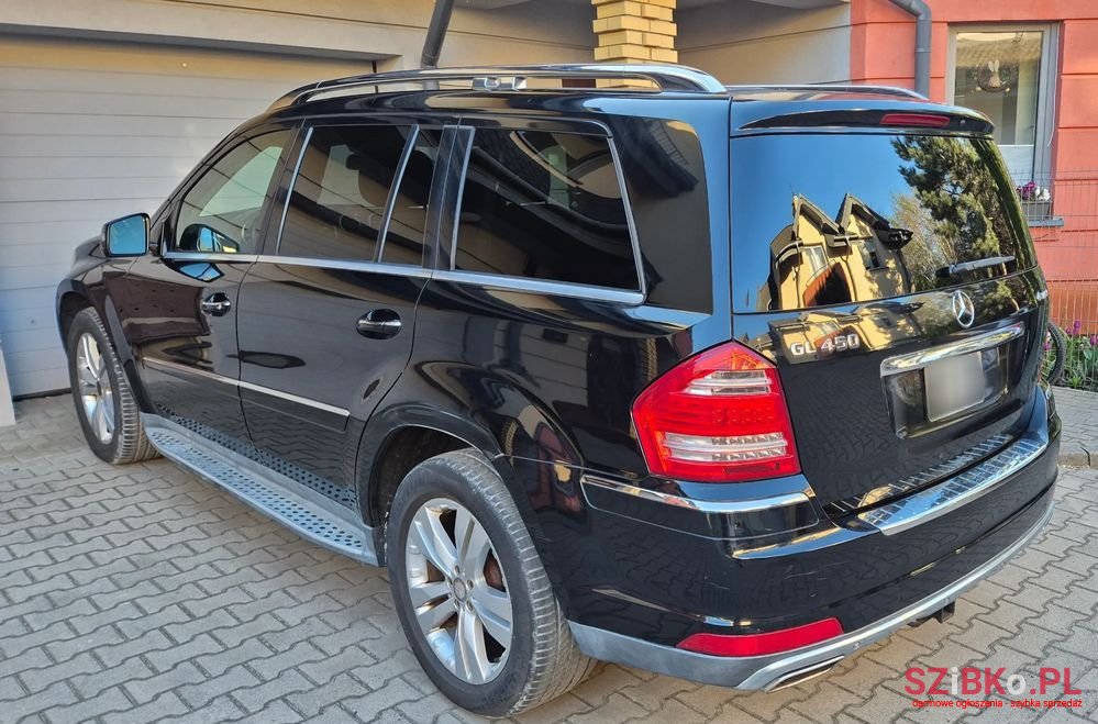 2012' Mercedes-Benz GL photo #1