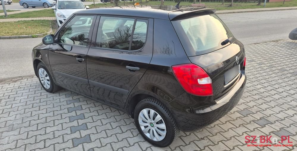 2009' Skoda Fabia 1.2 12V Classic photo #2