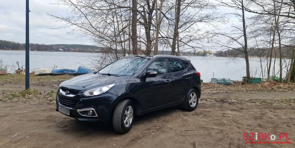 2011' Hyundai ix35 photo #1