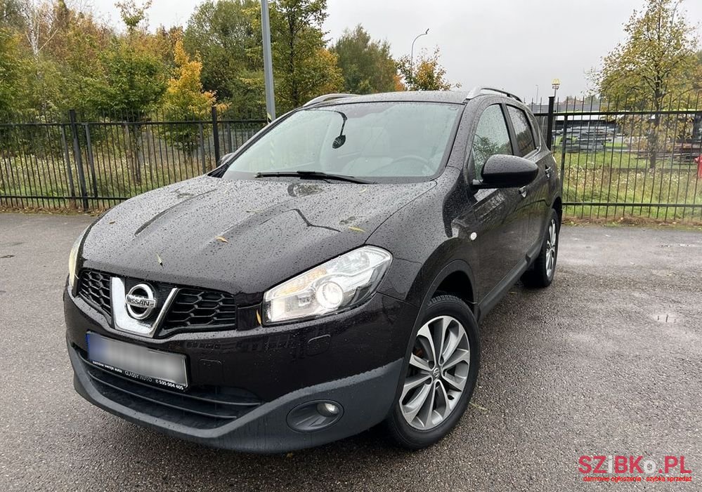 2010' Nissan Qashqai 2.0 Tekna Cvt photo #2