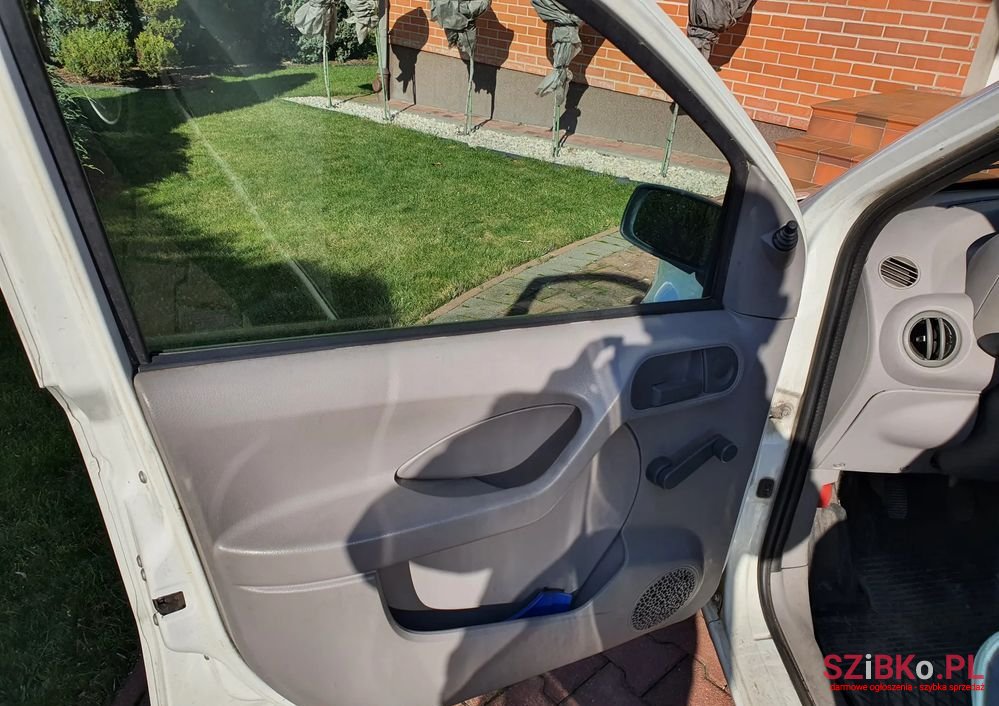 2006' Fiat Panda 1.1 Active Alaska photo #6